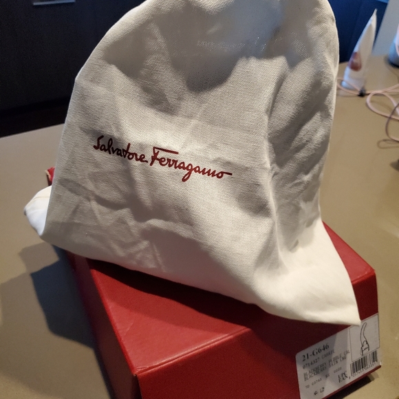 SOLD Salvatore FERRAGAMO bag - Picture 7 of 7